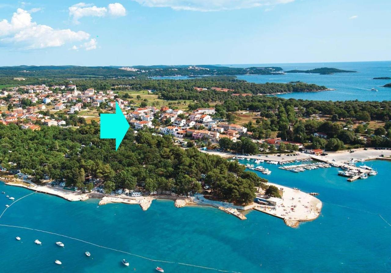 Anamarija Apartments Near The Beach And The Fantastic Adria Sea With Over 10 Small Islands Close By Funtana Exteriör bild